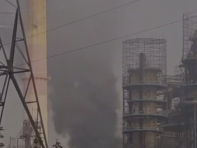 В Уфі горить НПЗ після атаки українських дронів (ВІДЕО)