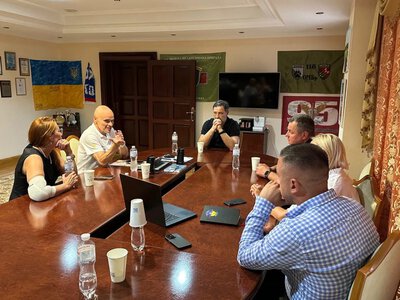 Ліки за програмою «Доступні ліки» доставлятимуть дронами: у Парламенті обговорили розширення проєкту