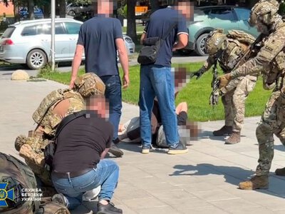 СБУ затримала двох іноземців, які на замовлення рф намагалися підпалити електропідстанцію у Чернівцях