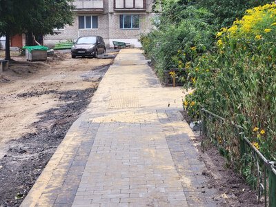 У Ковелі ремонтують двори: вирішують проблему підтоплень та оновлюють території