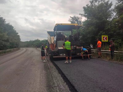 На дорогах державного значення Закарпаття тривають роботи з експлуатаційного утримання