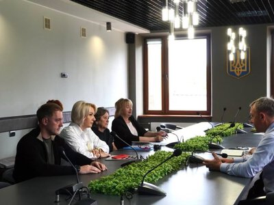  В Ужгороді вирішували, що робити зі стихійною торгівлею 