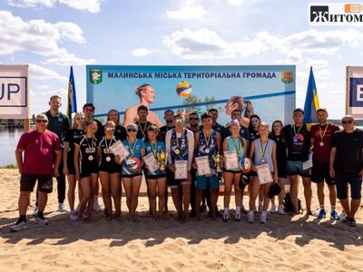 У Малині пройшов чемпіонат Житомирської області з пляжного волейболу: хто переміг