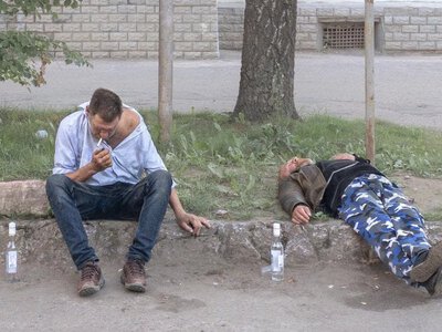 СЗРУ: росіянам пообіцяли життя до 150 років на тлі дефіциту лікарів і шестиденного робочого тижня
