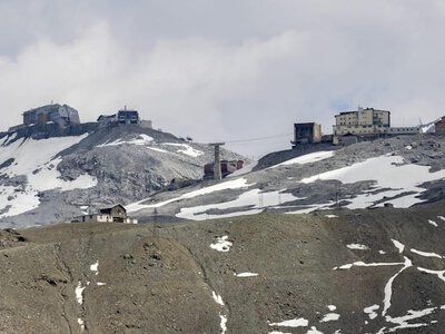 Останній великий літній гірськолижний курорт Європи закрився через спеку