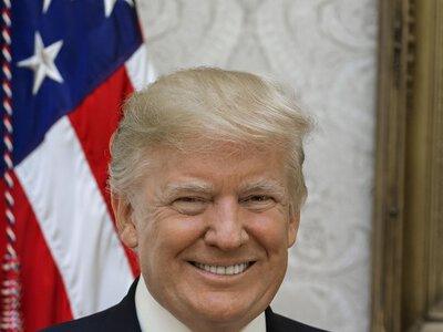 Трамп намалював США нову територію: на карті з’явилася частина Близького Сходу