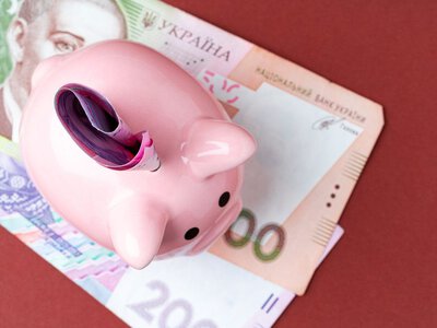 За дітей та онуків можна отримувати доплату до пенсії: кому платитимуть