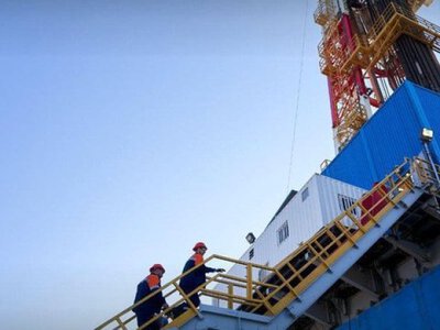 Росія посилює удари по видобутку, сховища ще не заповнені. Чому уряд говорить про експорт газу?