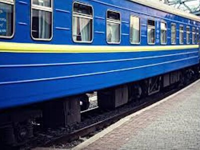 Поїзд Конотоп – Шостка затримується через безпекову ситуацію