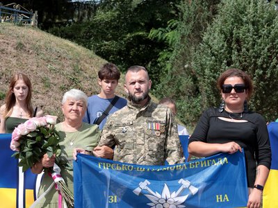 У Тисменицькій громаді зустріли захисника Руслана Костюка, який повернувся з російського полону