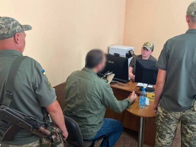 Українця із сирійським паспортом підозрюють у спробі підкупу прикордонниці