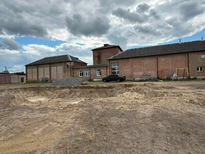 У двох навчальних закладах Сарненської громади будують сучасні укриття