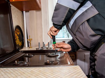 Штраф 100 тисяч за газову плиту: за що українцям масово відключають газ