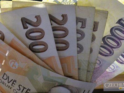 Пенсія у Чехії понад 23000 крон: яка частка літніх людей отримувала такі суми за останній рік