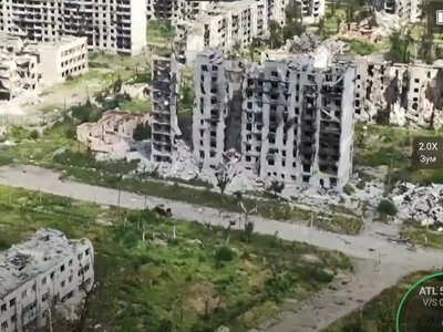 «Перетворюється в купу бетонних руїн»: Канашевич показав Куп’янськ з висоти 📹