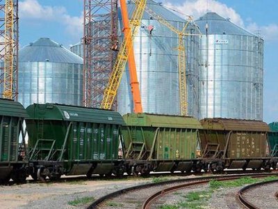 Зменшення перевезень зерна залізницею