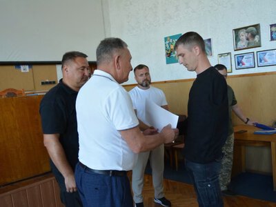 Ветерана з Томашпільської громади Євгенія Шаталюка нагородили відзнакою «За поранення»