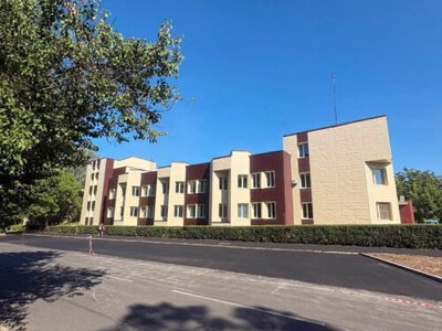 У Черкасах облаштували новий паркувальний майданчик біля реабілітаційного центру (ФОТОФАКТ