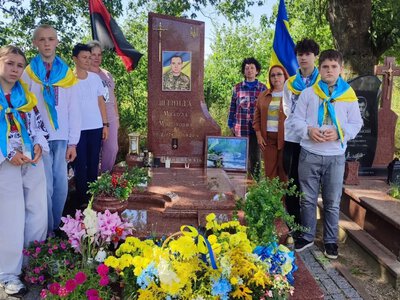 Пам’ять, що не згасає: у Долішньому вшанували загиблого воїна Миколу Штинду