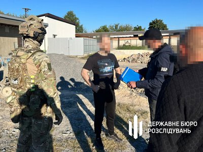 ДБР проводить масовані обшуки: шукають тих, хто служить лише «на папері»