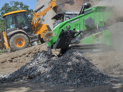 У Миколаєві розпочали реконструкцію міських очисних споруд: частину старих конструкцій переробляють у щебінь