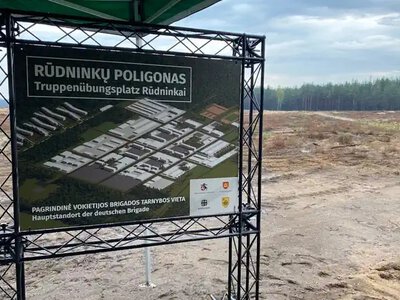 Литва оголосила про будівництво військового табору біля Білорусі