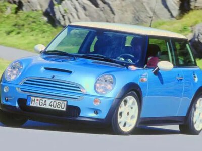 Mini Cooper нового покоління отримає знайомий вигляд, але несподівану технічну основу