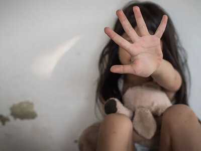 Довічне ув’язнення за систематичне ґвалтування 13-річної падчерки: у Кременчуці судили чоловіка