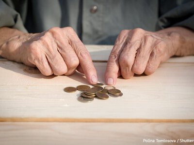 У вересні пенсіонерам нарахують майже 1 300 грн доплати: хто отримає підвищення автоматично