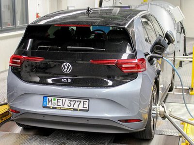 Електромобіль проїхав 220 000 км: наскільки втомився акумулятор Volkswagen ID.3