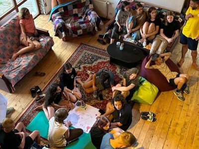 Освіта після втрати: як не дозволити війні визначити майбутнє дитини Героя