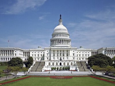 Конгрес США починає говорити вголос: Україна не може бути розмінною монетою