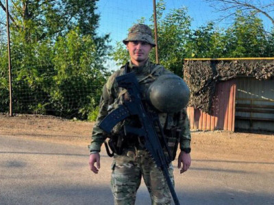 Одним пострілом збив російську «Молнію» та врятував п'ятьох побратимів: історія поліцейського з Луганщини