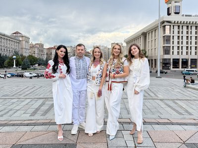 Вісім артистів і Київ у кадрі: до Дня Незалежності вийшла пісня «Державна»