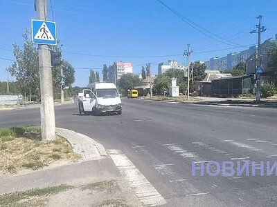 Два мікроавтобуси зіткнулися на перехресті у Миколаєві