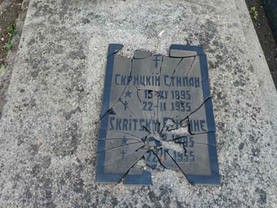 У Франції знайшли унікальну могилу учасника двох Зимових походів армії УНР