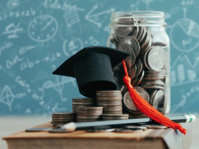Стипендії студентів в Україні з 1 вересня зростуть удвічі