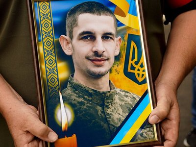Ужгород попрощався із загиблим захисником Вадимом Балогом — PMG.ua