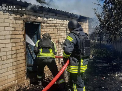 Рятувальники загасили пожежу в приватному будинку у Правдиному