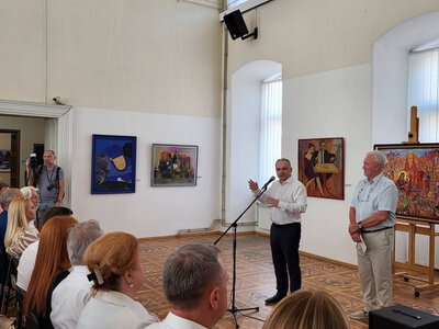 80 років Закарпатській спілці художників: в Ужгороді відкрили масштабну ювілейну виставку