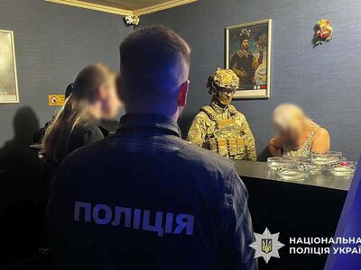 У підвалі житлового будинку на Хмельниччині пенсіонерка облаштувала підпільне казино