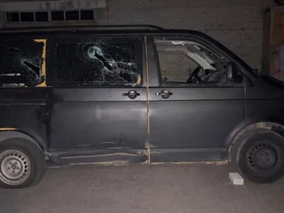 Напад на блокпосту в Луцьку: натовп із 30 людей розтрощив службове авто ТЦК