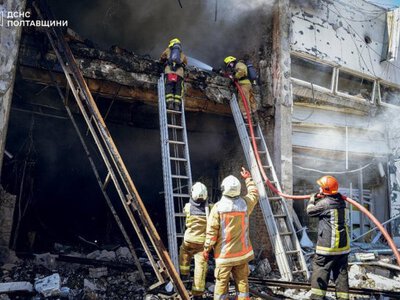 На Полтавщині росіяни вдарили по цивільній інфраструктурі та повторно атакували рятувальників