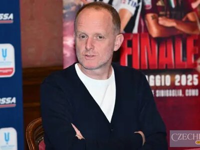 Мер італійського Комо заборонив їзду на велосипеді в центрі міста після того, як його збив велосипедист