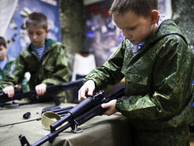 Викрадених з окупованого Півдня дітей готують до боїв в армії рф