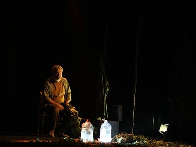 У Львові показали моновиставу «Танго капелана» - історію про війну, віру та людяність