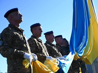 Найвищий прапор Закарпаття піднято в Ужгороді: як область відзначила День Державного Прапора