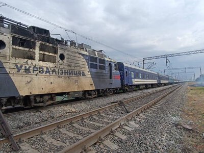 Росіяни повторно вдарили по пасажирському потягу на Одещині (ФОТО)