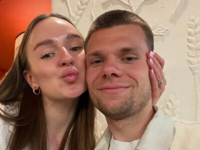 Дружина Миколи Михайленка підкорила соцмережі яскравими моментами відпочинку з чоловіком у родичів