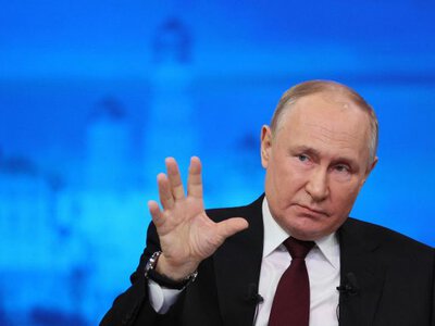 Путін знову намагається виправдати масовані атаки по цивільних